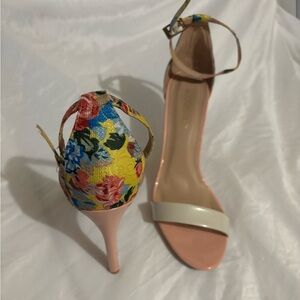 Jacobies floral & nude Helena size 8 1/2